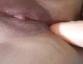 Anal masturbación con dildo