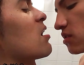 Latin twinks enjoy cumswapping before anal in the bathroom
