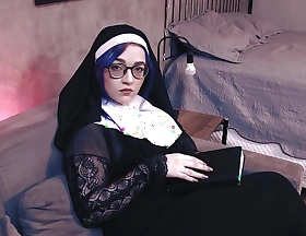 Nun Madalena Attracting a Nice Cumshot Inside Her Ass, Very Naughty She Puts the Cum Out While the Officiant Watches.