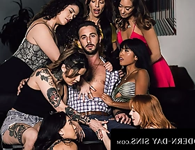 MODERN-DAY SINS - Copulation Addicts Ember Snow & Madi Collins REVERSE GANGBANG Their Support Fix it Order about